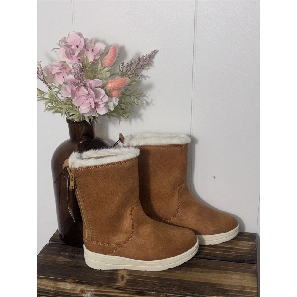 NEW Cat & Jack Warm Winter boots Girls Size 1, faux-suede shearling-style New